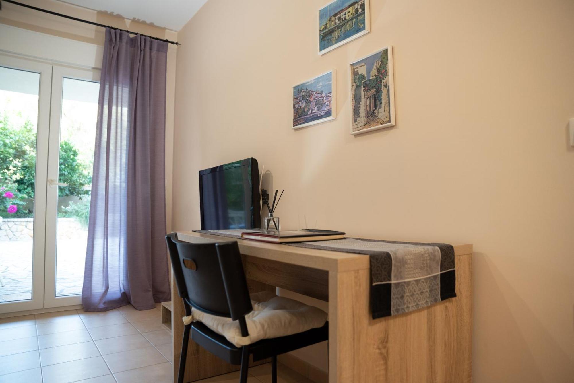 Solari Hill Maisonette Two Private Parking Alepou Luaran gambar