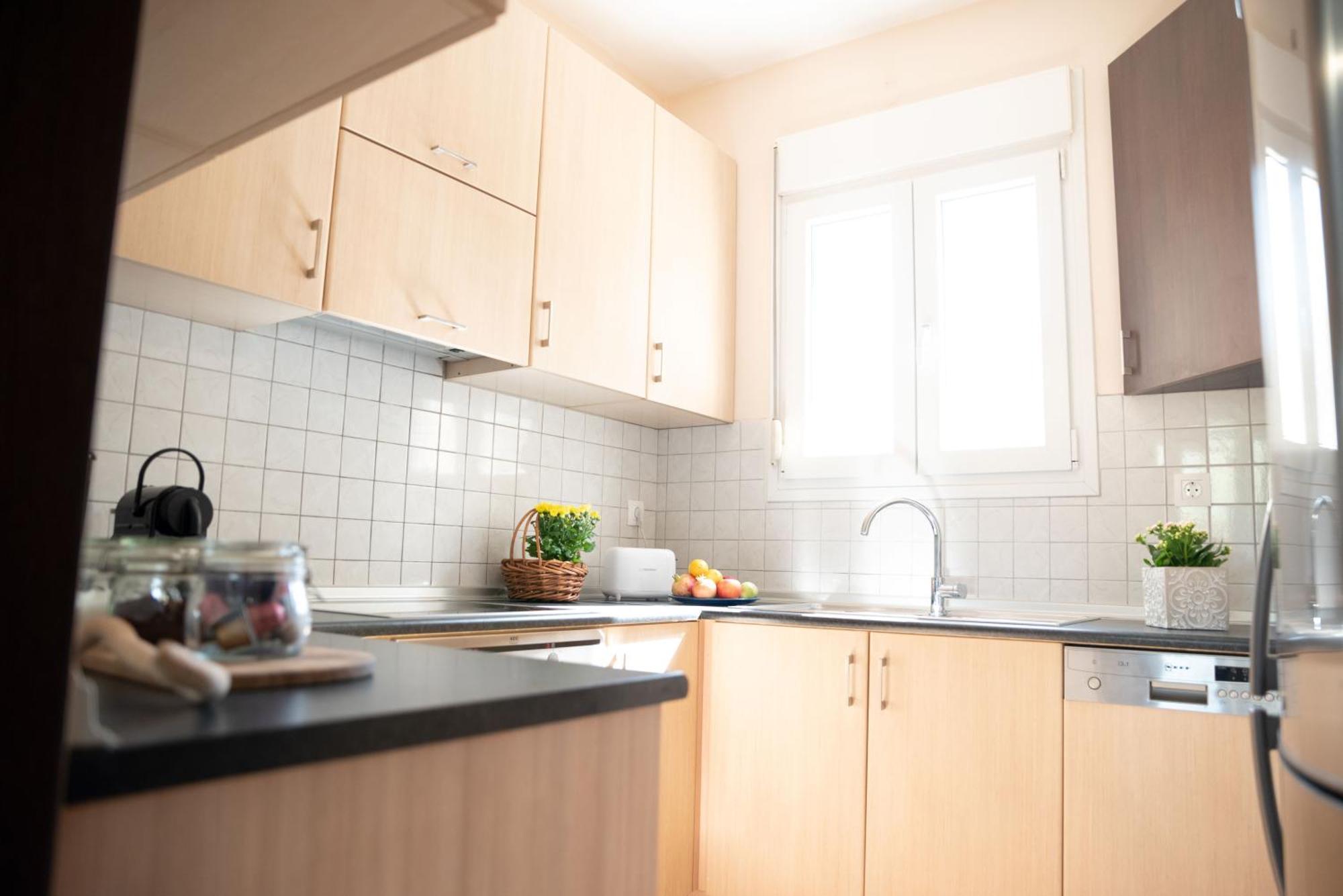 Solari Hill Maisonette Two Private Parking Alepou Luaran gambar
