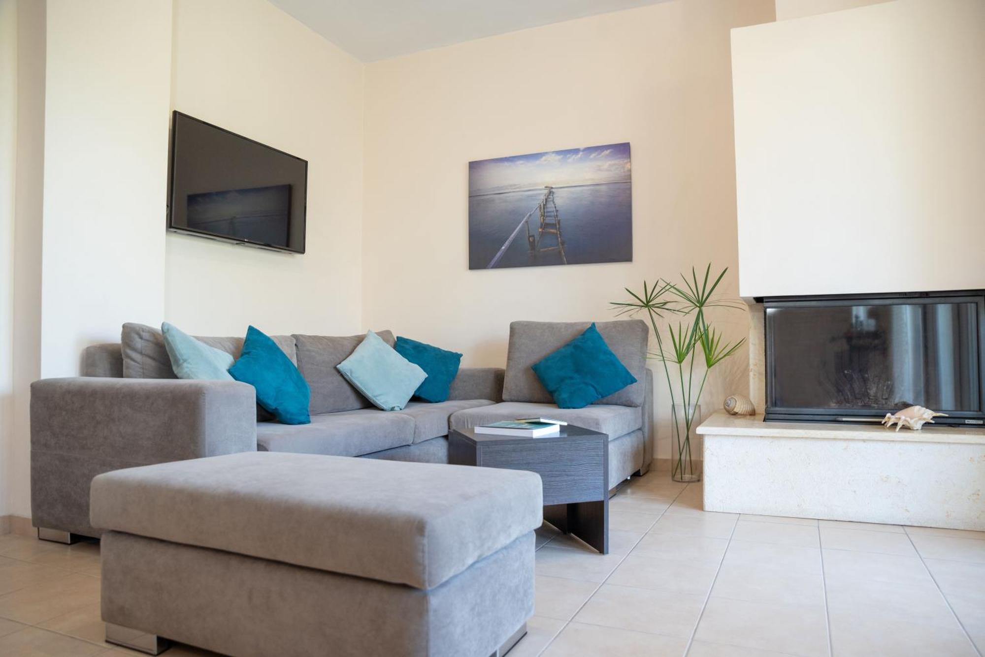 Solari Hill Maisonette Two Private Parking Alepou Luaran gambar