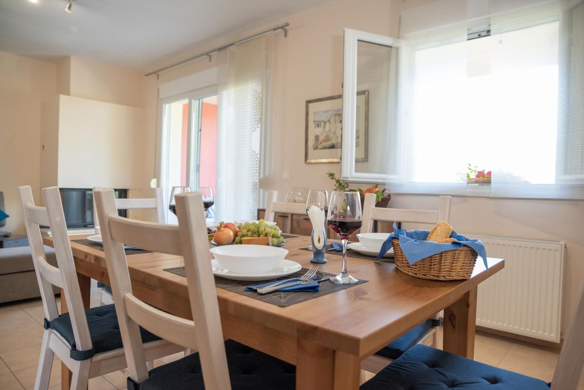 Solari Hill Maisonette Two Private Parking Alepou Luaran gambar