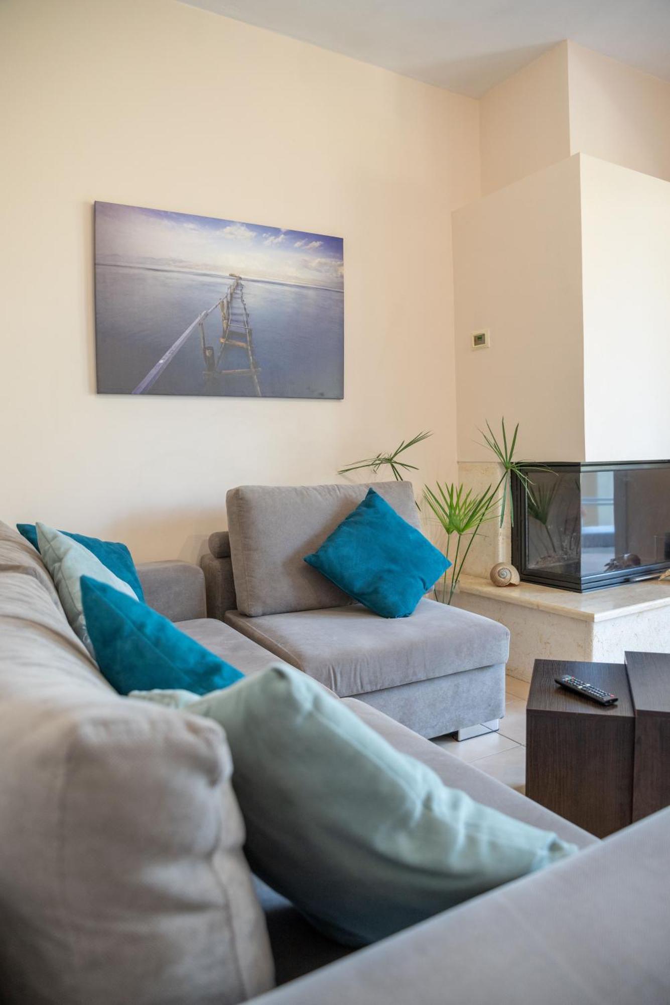 Solari Hill Maisonette Two Private Parking Alepou Luaran gambar